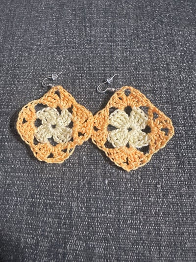 Granny square earrings - image 2