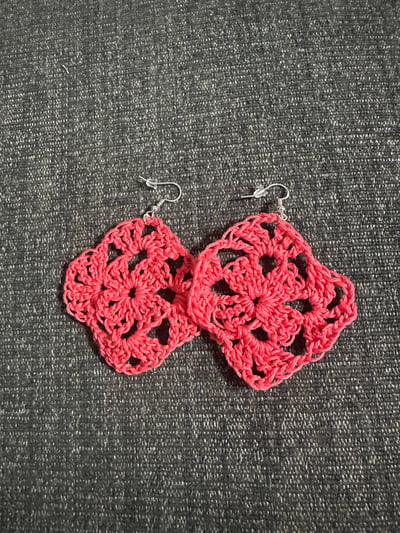 Granny square earrings - image 4